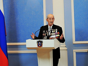 Гимназию №12 назвали именем почетного гражданина Ростова Григория Никанорова