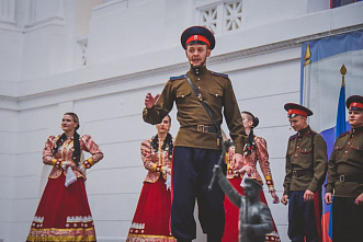 В Новочеркасске открылась выставка скульптора Константина Чернявского