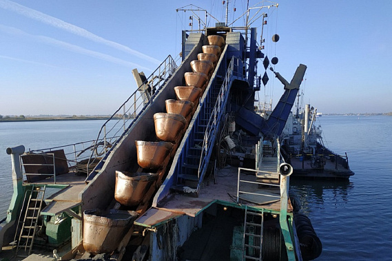 Многочерпаковый замснаряд. Источник фото: правительство Ростовской области.