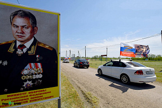 со стрельбой и питанием