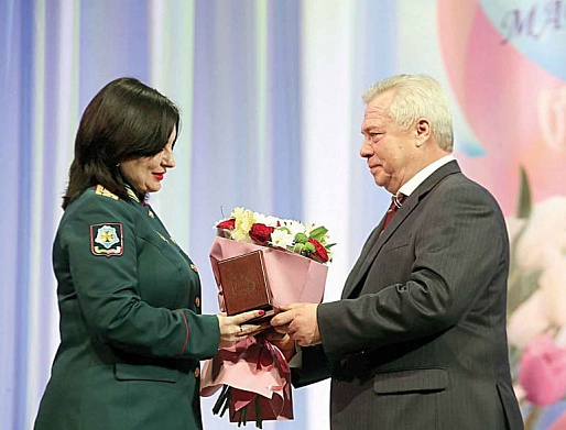 8 марта