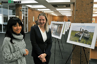 Глазами военкоров: в Публичке открылась фронтовая фотовыставка