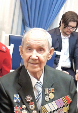  В Ростове почтили память почетного гражданина города, фронтовика Григория Никанорова