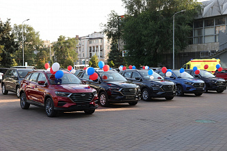 Ветераны СВО с инвалидностью получили машины