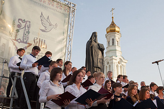В Москве - на Красной площади, в Ростове - на Соборной