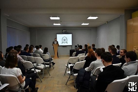 Школа ключевых исследователей отбирает молодых ученых