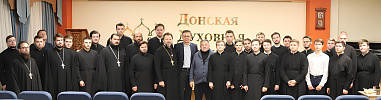 В Донской духовной семинарии прошла творческая встреча с писателем Василием Ирзабековым
