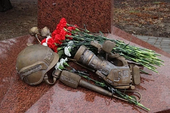 В Росгвардии почтили память погибших военных журналистов