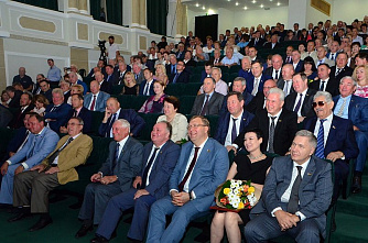 «Никто пути пройденного у нас не отберет…»