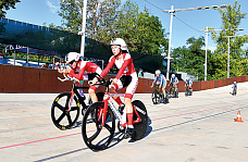 На ростовском треке проходят состязания по велосипедному спорту