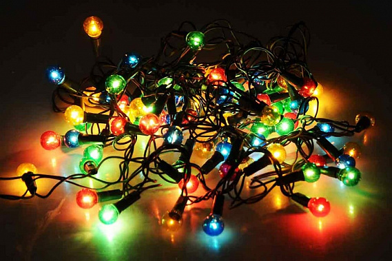 Гирлянды могут вызвать приступ эпилепсии даже у здоровых людей
