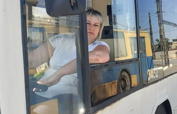 Водитель троллейбуса из Волгодонска претендует на звание лучшей в России