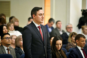 Городская дума Ростова приняла досрочную отставку градоначальника Алексея Логвиненко