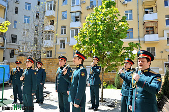 В ростовском дворе артисты ансамбля песни и пляски ЮВО провели концерт