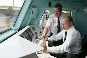 Владимир Путин управлял новочеркасским «Ермаком»