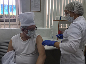 Сегодня на Дону приступили к вакцинации от COVID-19
