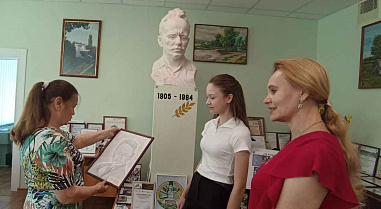 11.06 Высоко оценили работу юных шолоховедов из Ростова