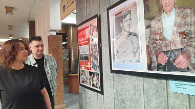 В Донской публичной библиотеке экспонируется фотовыставка «Победа в лицах ветеранов» журналиста Марии Ким