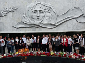 В Донской публичной библиотеке экспонируется фотовыставка «Победа в лицах ветеранов» журналиста Марии Ким