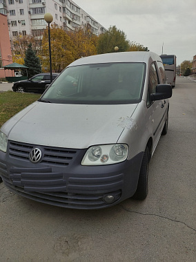 Таможенники Таганрога передали военным конфискованный «Volkswagen Caddy»