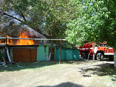 Пожар в центре Гуково_14104