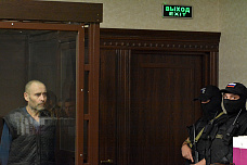 14.06 В Ростове начался суд над бойцами «Батальона особого назначения «Азов»»