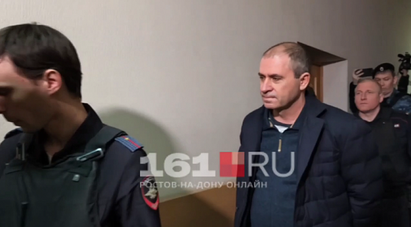 К. Рачаловский доставлен в суд. Источник фото: 161.ru