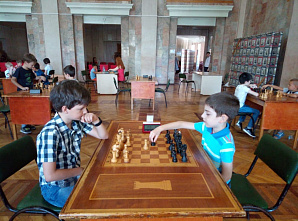 В Ростове провели детский праздничный рапид