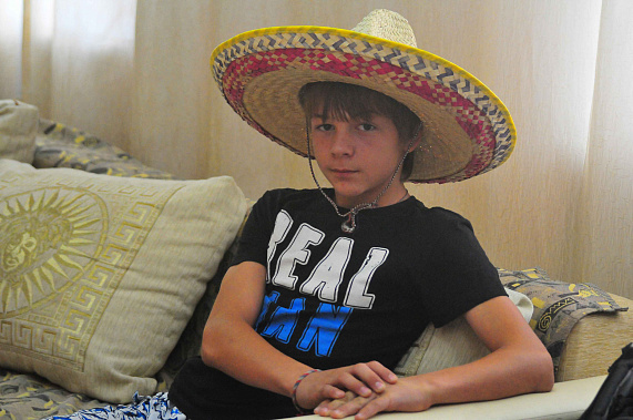 Леше нужна мама