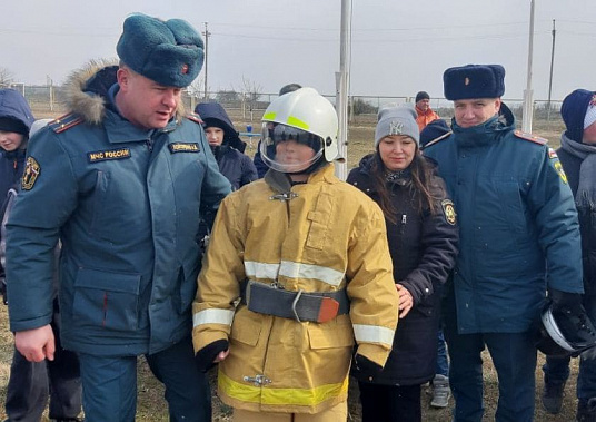 Представители ВДПО на Дону активно подключились к помощи беженцам