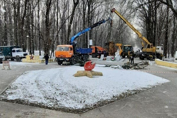 В Новочеркасске временно демонтируют памятник воинам-интернационалистам