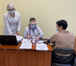 В Ростове уже действует 18 мобильных пунктов вакцинации от ковида