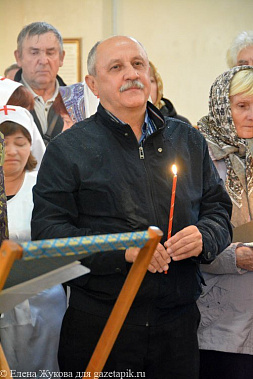 Космонавт привез христианские святыни