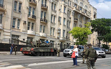 Обстановка у штаба ЮВО: ожидание, провокаторы и непонимание