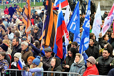 В Ростове пели, плясали, но не забывали о помощи фронту