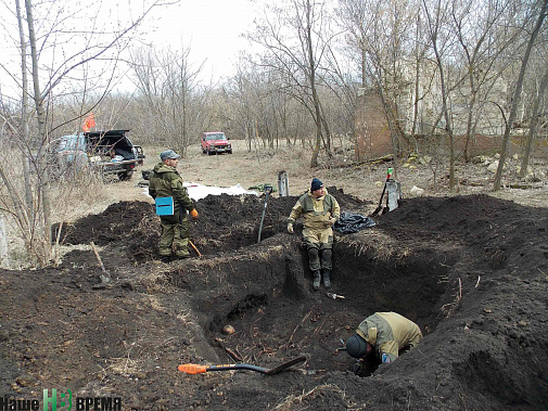 Воинское захоронение с останками 17 красноармейцев обнаружили ямальские и донские поисковики.