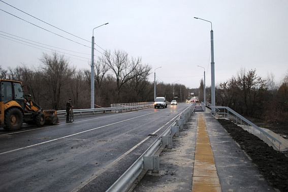 Мост из Шахт в Каменоломни запущен