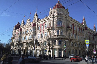 Власти Ростова подали в суд на 12 перевозчиков