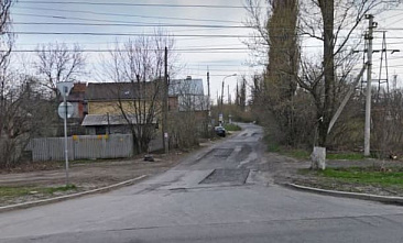 Прокуратура Новочеркасска обязала администрацию сделать на одной из дорог тротуар