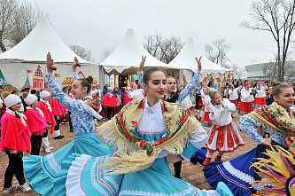 В Ростове отпраздновали Масленицу