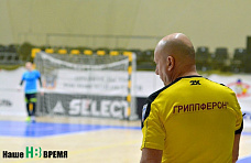 Мини-футбольный «Ростов» побеждает в первом матче четвертьфинала