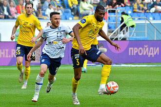 ФК «Ростов» в предпоследнем туре чемпионата дома обыграл «Балтику»