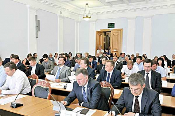 Градоначальник к октябрю