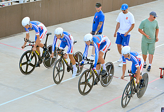На ростовском треке проходят состязания по велосипедному спорту
