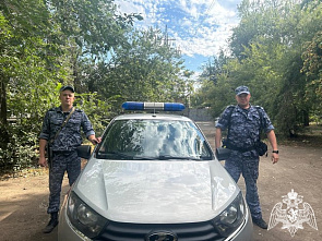 Ростов-на-Дону: подойдя к машине, правоохранители обнаружили, что водитель без сознания...