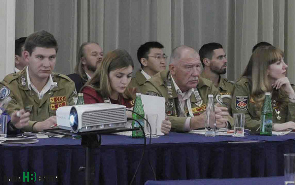РГЭУ(РИНХ). Открытие одной из конкурсных площадок слета. В числе экспертов – командир Астраханского регионального отделения Российских студенческих отрядов Виолетта ЧИГАРОВА и руководитель отряда «Центроспас» Василий ШАБАЛДИН. РГЭУ(РИНХ). Открытие одной из конкурсных площадок слета. В числе экспертов – командир Астраханского регионального отделения Российских студенческих отрядов Виолетта ЧИГАРОВА и руководитель отряда «Центроспас» Василий ШАБАЛДИН.