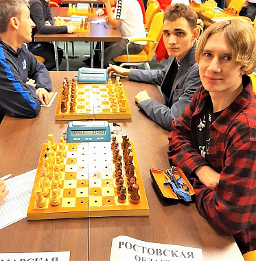 Незрячие шахматисты Дона выступили на турнире в Ярославле