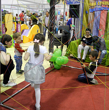 Как детям лето провести?