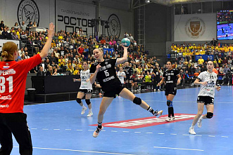 В битве лидеров ростовские гандболистки обыграли «Ладу»