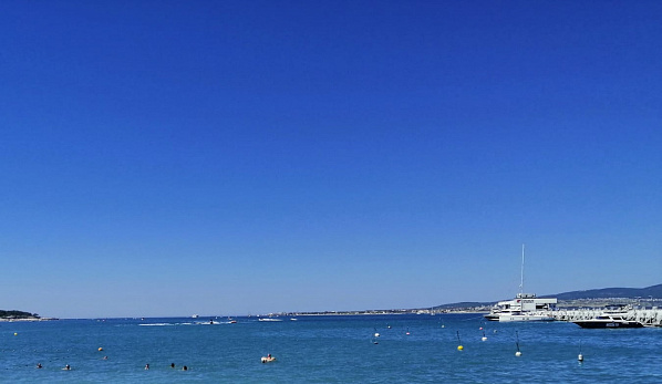 Дончане бархатный сезон предпочитают провести на Черноморском  побережье 